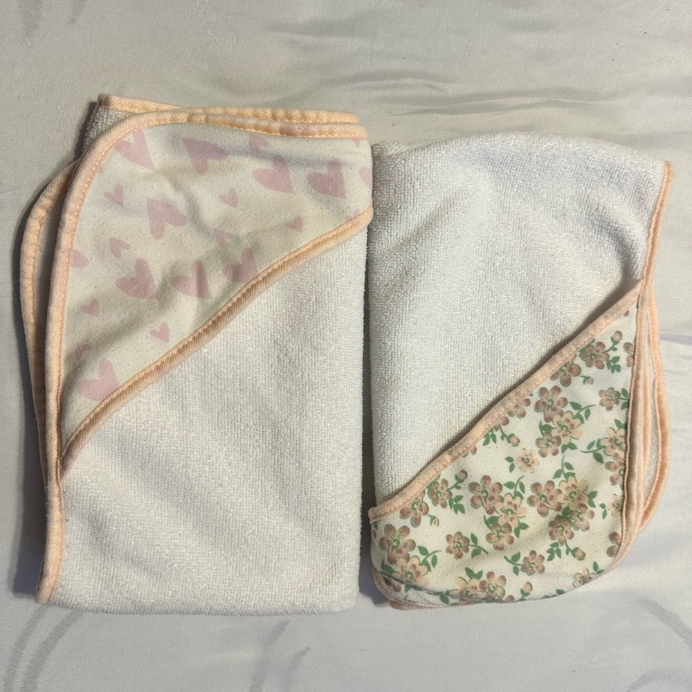 Set of Two Baby Hooded Towels with Heart and Floral Patterns